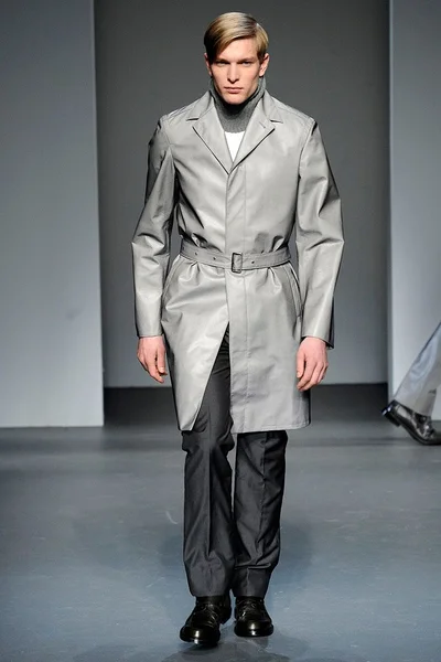 Look 20